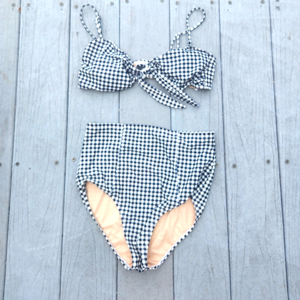 Old Navy Black and White Gingham Bikini Sz L Top/ Bottom Medium